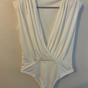 White Dressy Bodysuit by Lyaner Size Medium NWOT